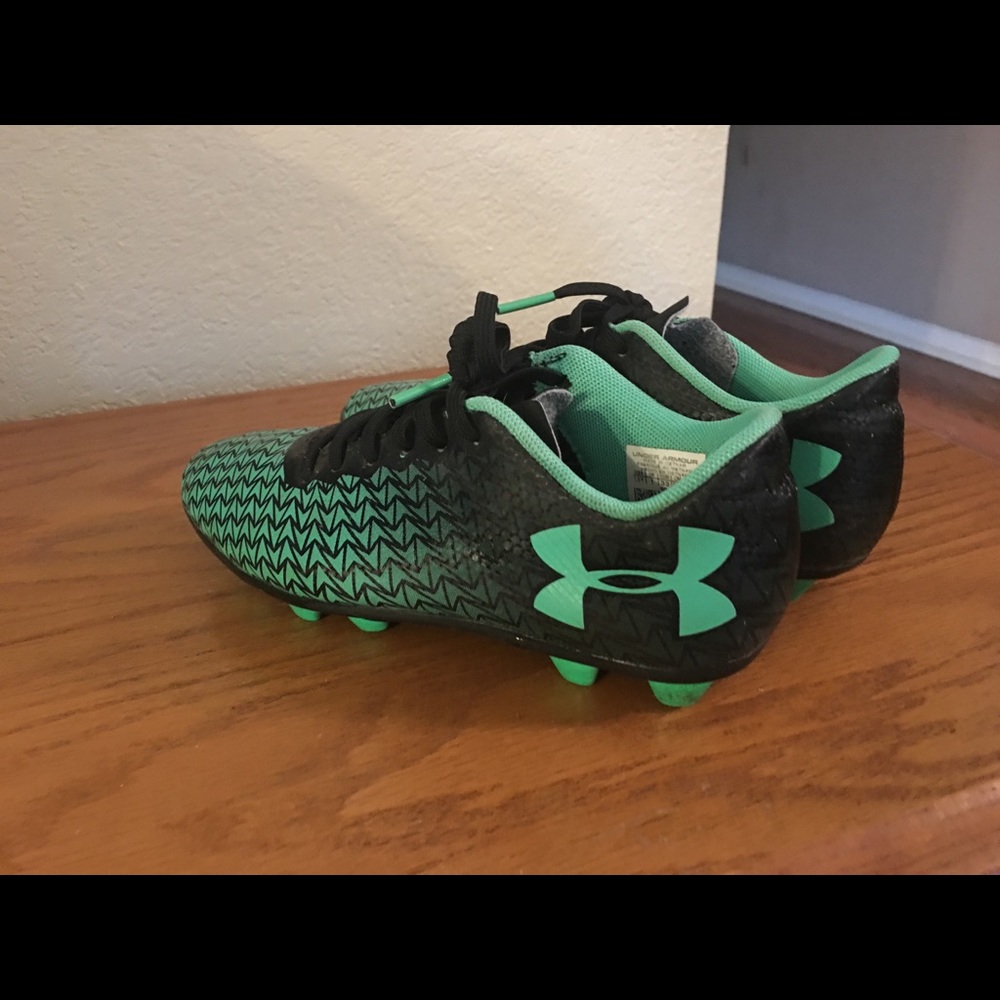 Boys Under Armour Soccer Cleats